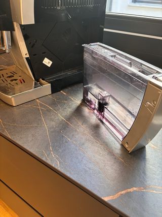 Cafetera Superautomática DeLonghi