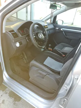 Volkswagen Touran 2006