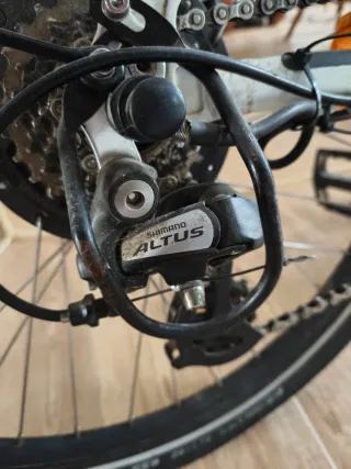 Bicicleta Eléctrica NCM Milano 26 48V