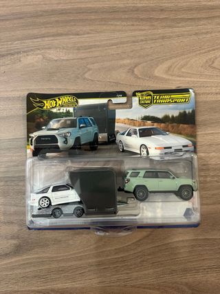 Hot Wheels Team Transport Toyota Supra 89