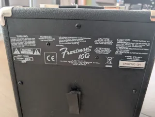 Amplificador Fender Frontman 10G