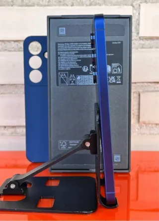 Samsung Galaxy S25 256GB Azul Marino