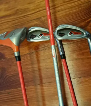 Set de Golf Kids 8-10 años ( bolsa y  palos)