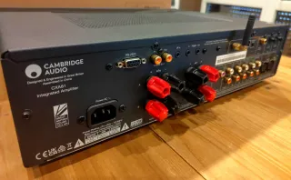 Cambridge Audio CXA81 Amplificador Integrado Plata