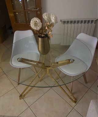 Mesa de vidro com pés dourados (110cm)