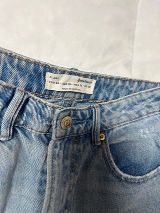 Vaqueros Stradivarius Rectos Desgastados