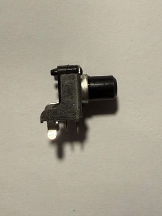 Potenziometro Master Level DCS1056 VR801 – Djm 600