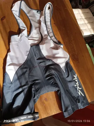 Culotte y paravientos spiuk para ciclismo