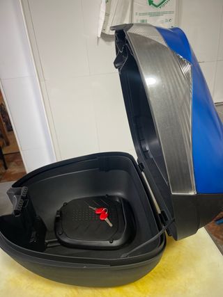 Cajón para moto Kymco azul