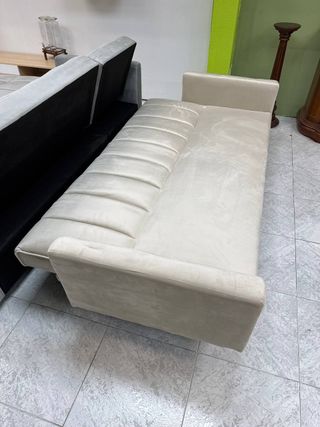 Sofá Cama Bicolor Beige / Negro NUEVO Patas Oro
