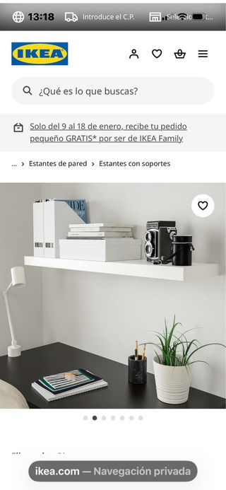 Scaffali Ikea in legno e juta