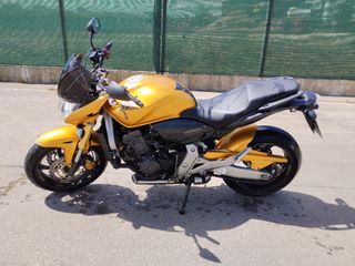 Honda CB 600F Hornet con 60.000 km