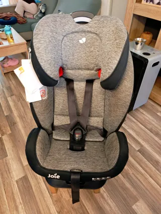 Silla coche Joie bebé/niño gris