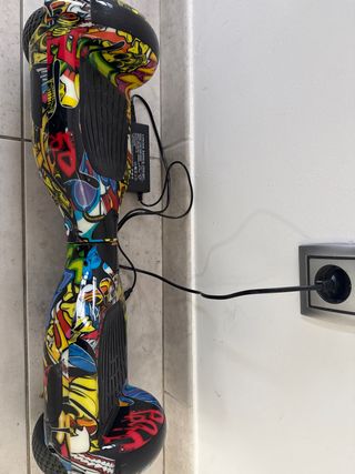 Hoverboard con diseño graffiti