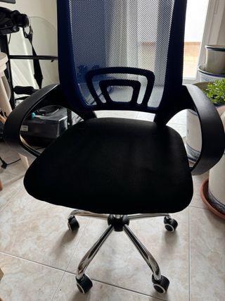Silla de estudio negra y azul