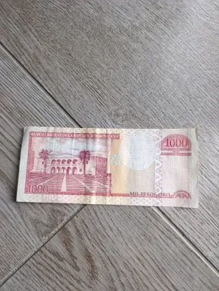 Banconota 1000 Pesos Oro Repubblica Dominicana
