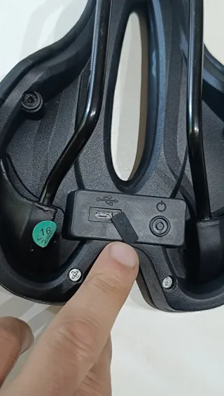 Sillín con Luz Integrada