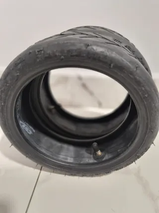 Neumático y cámara patinete