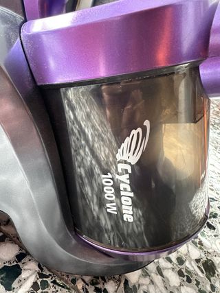 Aspiradora Morada y Negra (2 usos) maxell