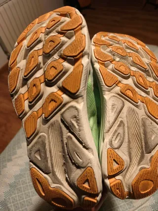 Zapatillas running HOKA