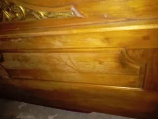 Cabecero de lujo en madera y dorado