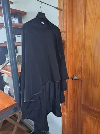 Conjunto de capas para cortar el pelo