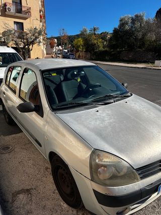 Renault Clio 2004 con ITV