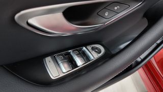 Mercedes-Benz Clase E 300de 306cv 5p 9G