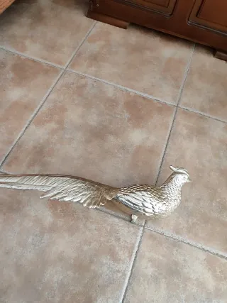 Figura pájaro plata metal