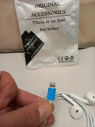 Cuffie Lightning Bianche e Blu