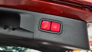 Mercedes-Benz Clase E 300de 306cv 5p 9G