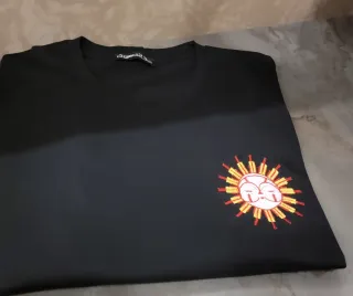 T-shirt con ricamo Clair Obscur: Expedition 33