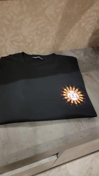 T-shirt con ricamo Clair Obscur: Expedition 33