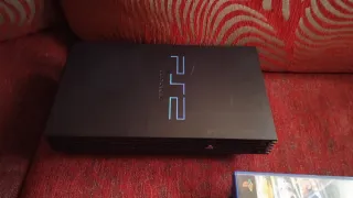 PlayStation 2 Negra + Juegos