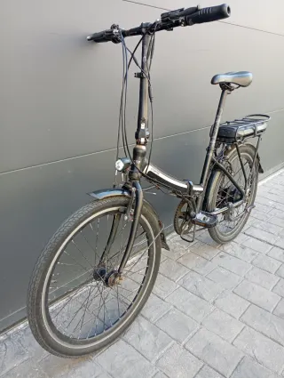 Bicicleta Eléctrica Plegable Negra