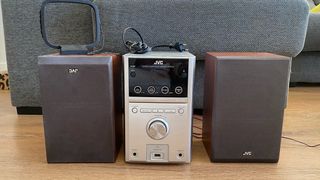 Minicadena JVC CA-UXG305