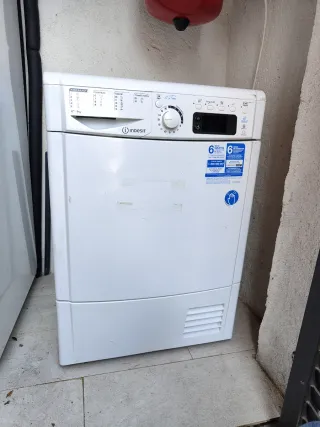 Secadora Indesit de 9 kg