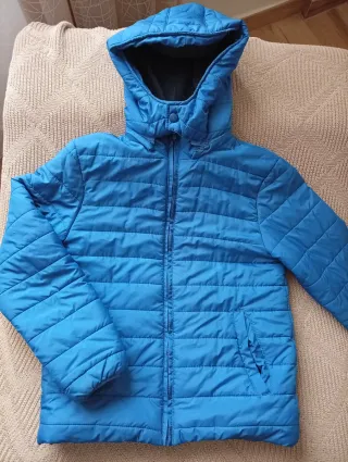 Abrigo infantil azul con capucha T14