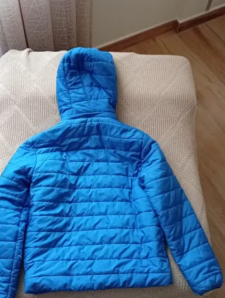 Abrigo infantil azul con capucha T14