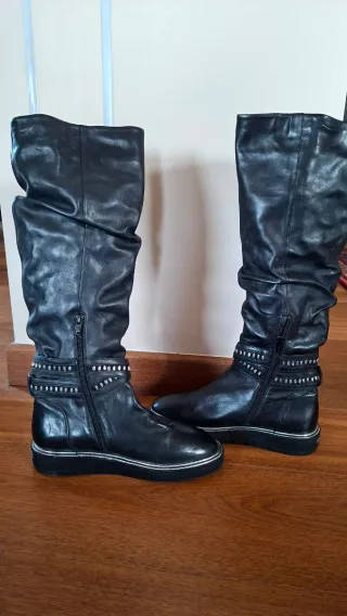 Stivali in vera pelle neri