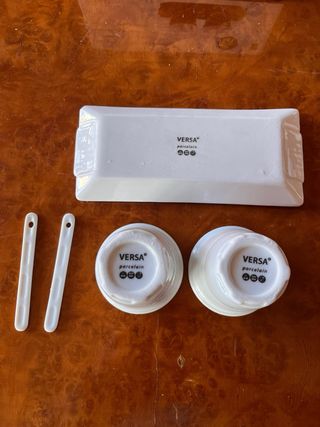 Tazas de café Versa con bandeja