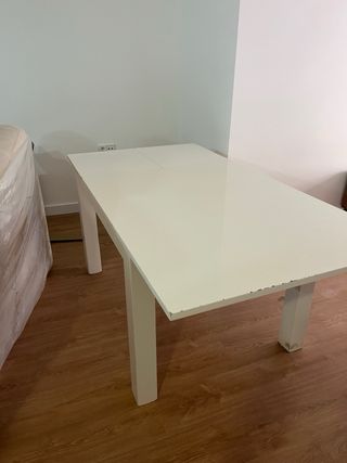 Mesa comedor extensible blanca grande