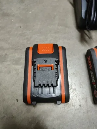 Taladro Inalámbrico WORX HammerForce 20V