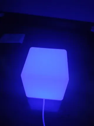 Lámpara Cubo LED Multicolor