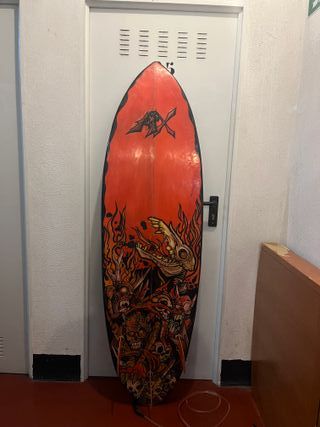 Tabla de surf con funda