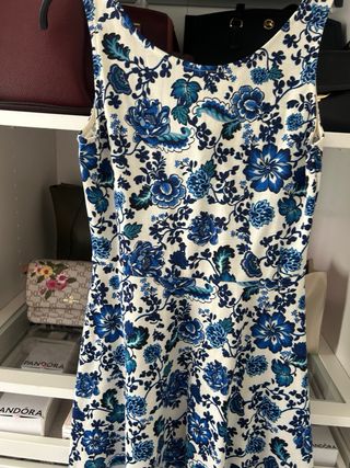 Vestido estilo vintage - flores azul y blanco