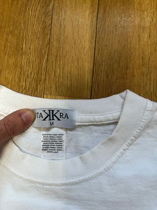 Camiseta Takkra Blanca con Diseño Azul