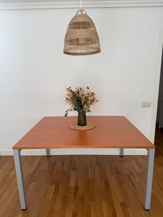 Mesa comedor madera y metal