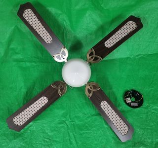 Ventilador de techo con luz y 4 aspas