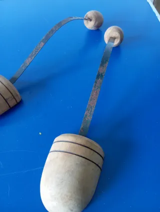 Tendi Scarpe Vintage Legno Metallo